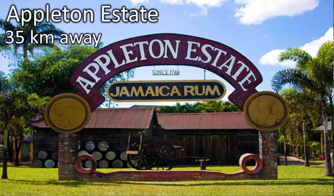 Loodik Vacation Home Brompton Manor Black River Esterno foto