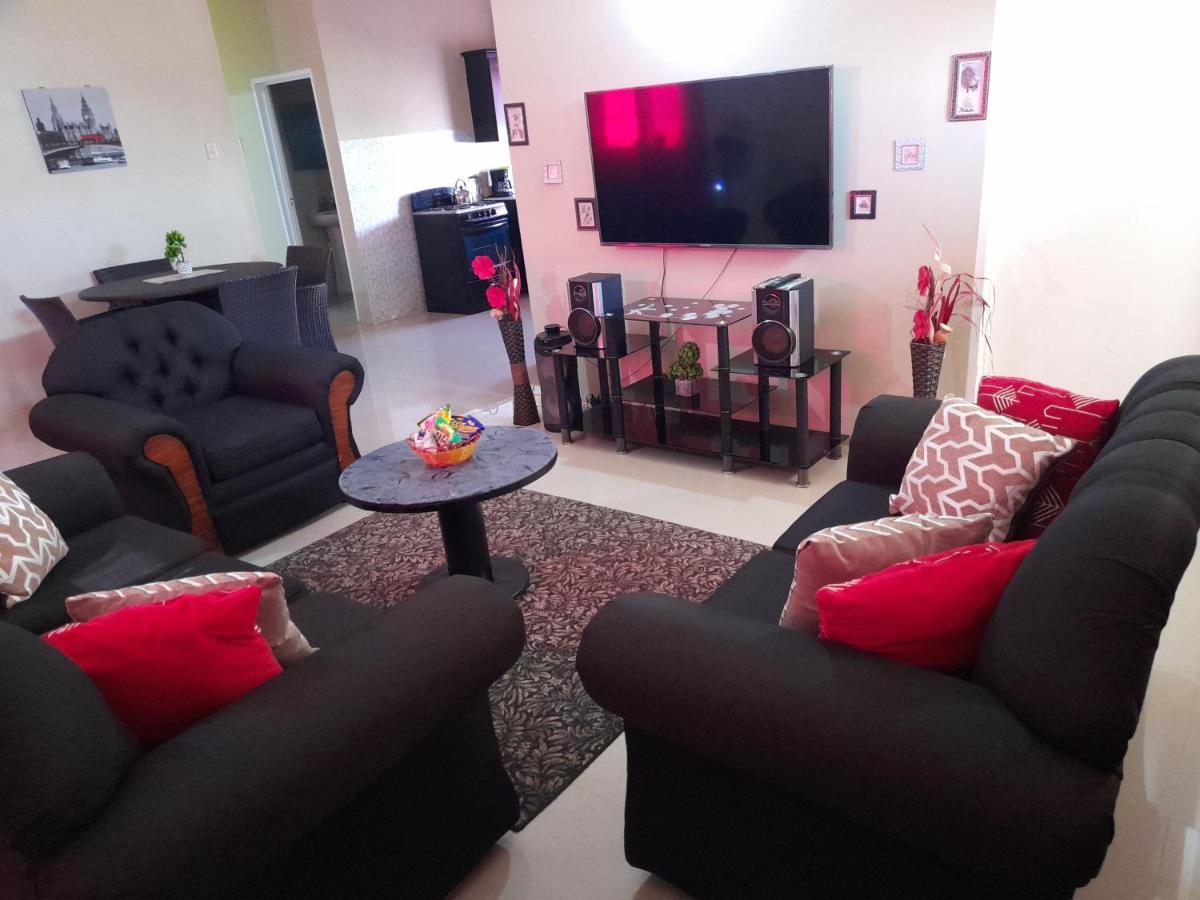 Loodik Vacation Home Brompton Manor Black River Esterno foto