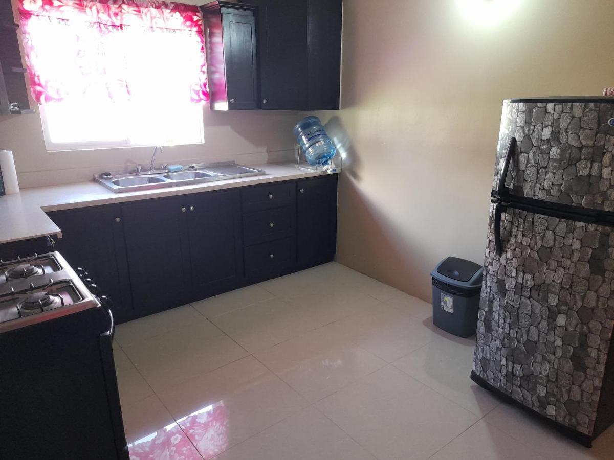 Loodik Vacation Home Brompton Manor Black River Esterno foto