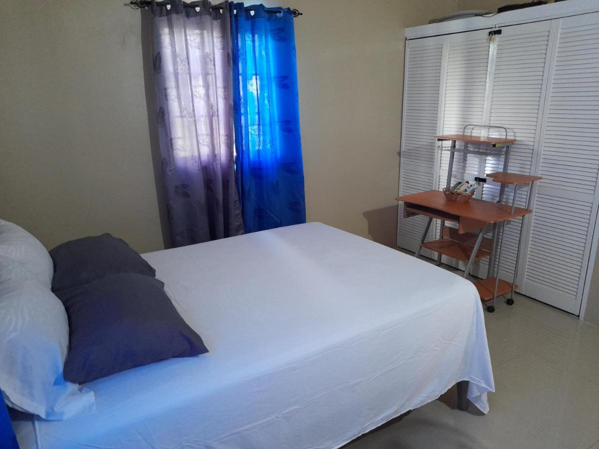 Loodik Vacation Home Brompton Manor Black River Esterno foto